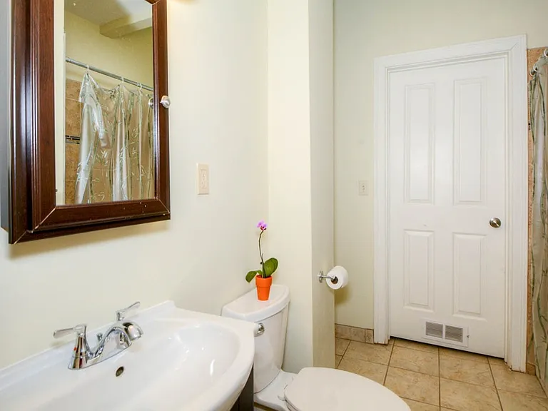 135 Paul Gore St #1 — Photo 10