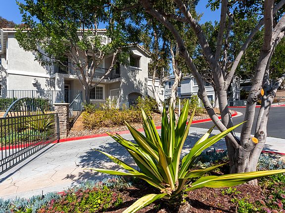 3rd image of 10918 Evening Creek Dr E #32