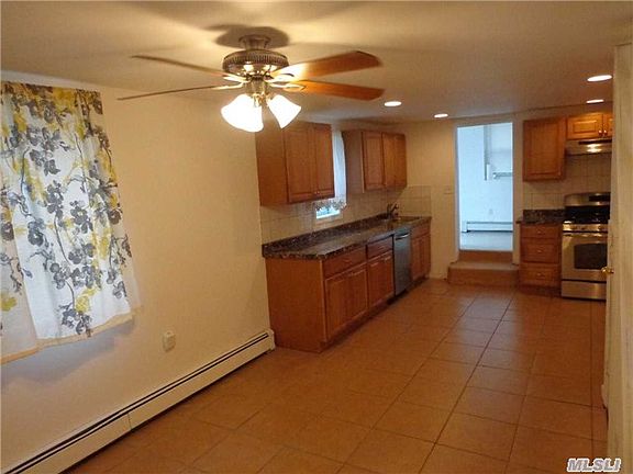 4th image of 125 Cabota Ave