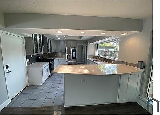 2nd image of 16126 Jersey Dr