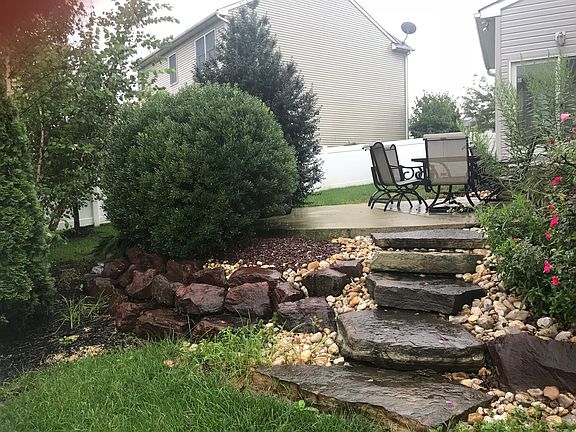 5th image of 121 Mill Race Dr