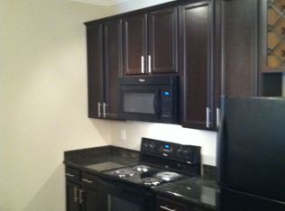 11245 Lockleigh Dr APT 225, Zionsville, IN 46077