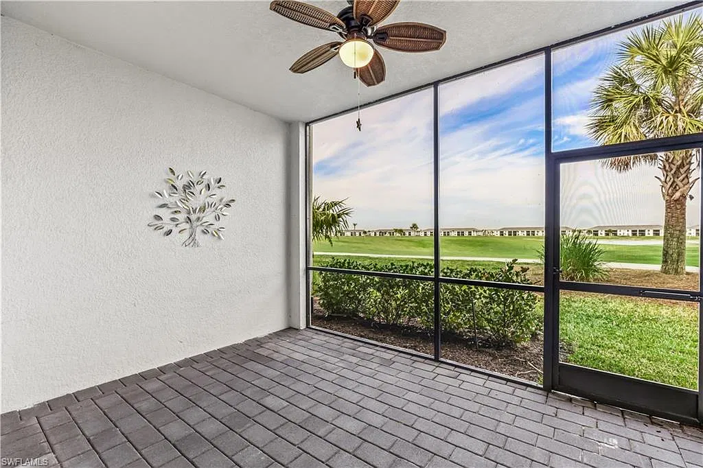 2 bed, 2.0 bath, 1569 sqft, $2,400 — Photo 1