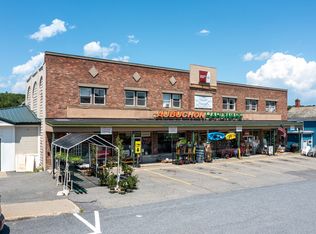 131 Montcalm St #3, Ticonderoga, NY 12883