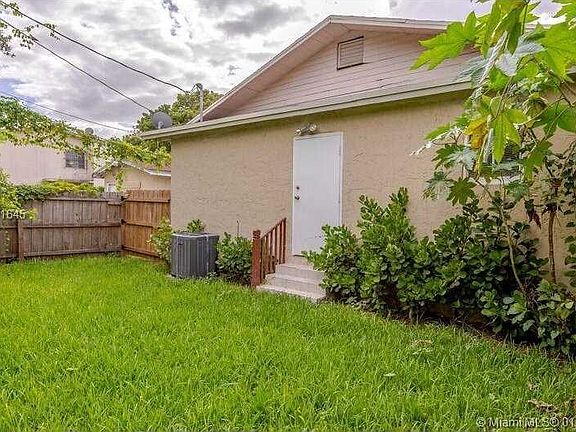 2nd image of 1883 NW 22nd Ave