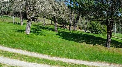 3rd image of 19289 Upper Cow Creek Rd