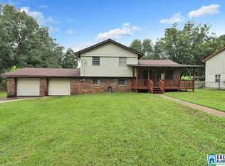 1012 Sandybrook Cir, Birmingham, AL 35214