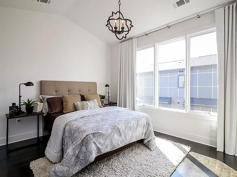 814 Melpark Ct — Photo 12