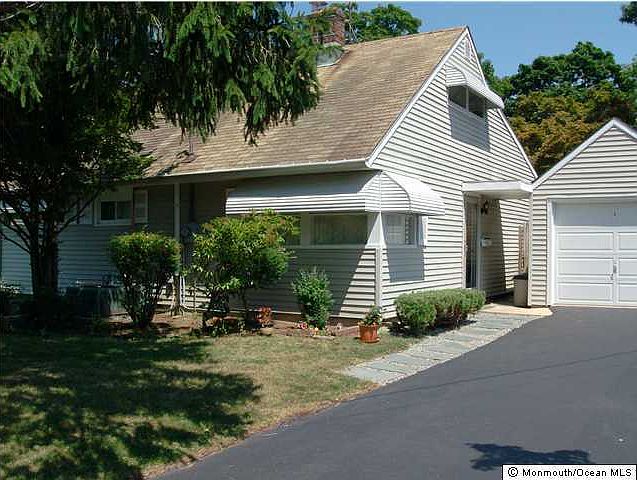 2nd image of 7 Wilson Circle E