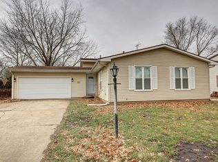 807 Frank Dr, Champaign, IL 61821