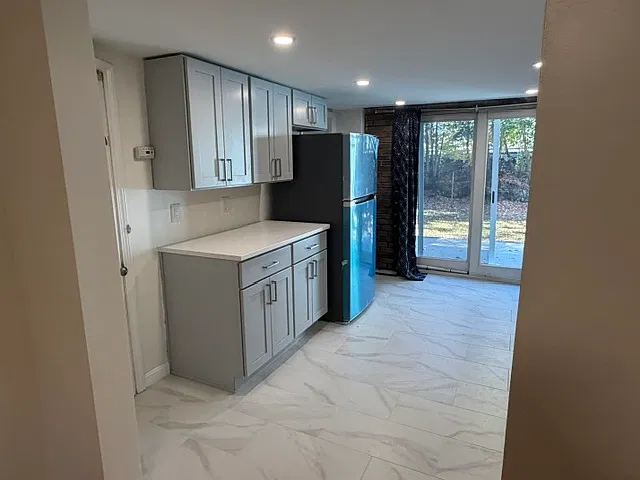 2 bed, $2,350 — Photo 3