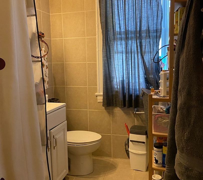 1st image of 4842 N Hermitage Ave APT 2W
