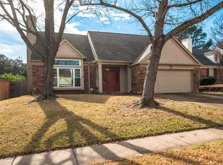 509 Chasewood Dr, Grapevine, TX 76051