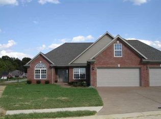 4378 Huntington Rdg, Newburgh, IN 47630