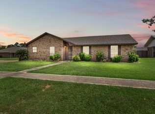 2110 Plum St, Deridder, LA 70634