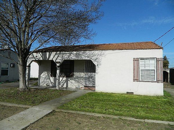 1st image of 7413 Hughson Ave