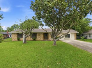 108 Loraine St, Pottsboro, TX 75076