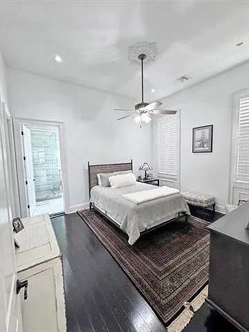 4133 Iberville St — Photo 24