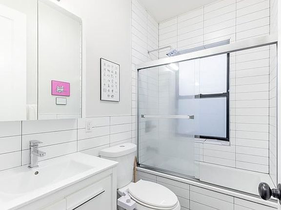 5th image of 224 New York Ave APT 3F