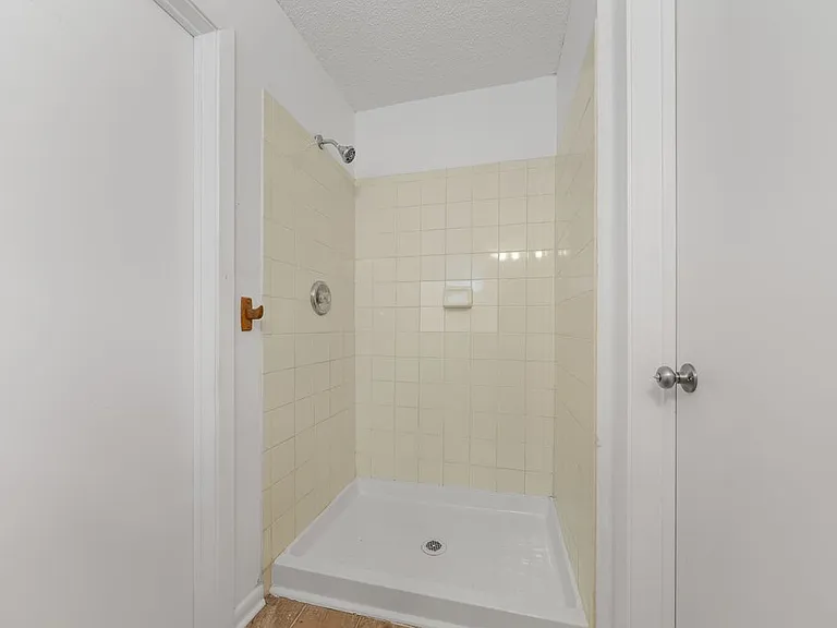 310 Sumner Dr — Photo 22