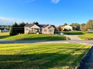 210 Heritage Ln, Jonesborough, TN 37659