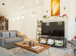 223 Santa Clara St, Brisbane, CA 94005