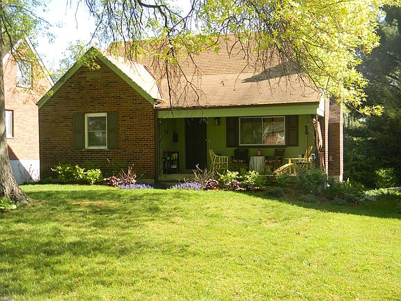 2nd image of 40 Carran Dr