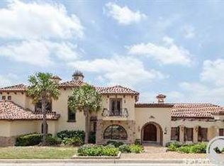 14 Queens Hl, San Antonio, TX 78257