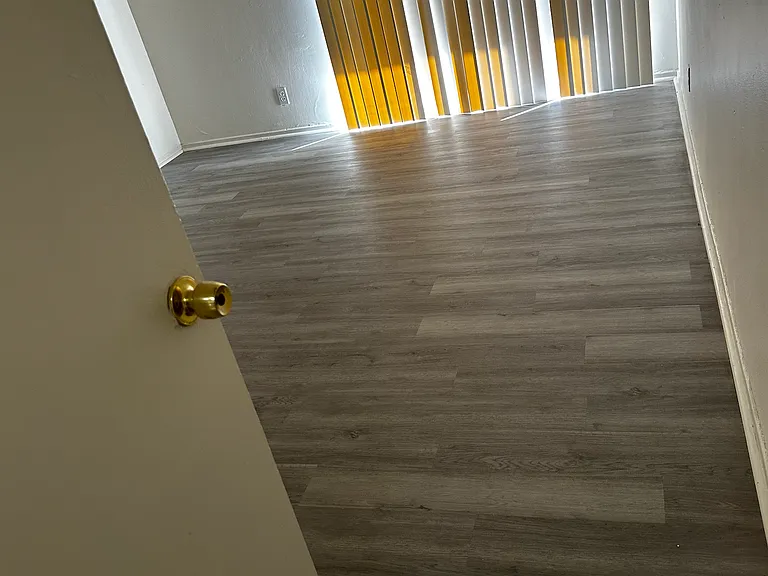15307 Prairie Ave #2 — Photo 12