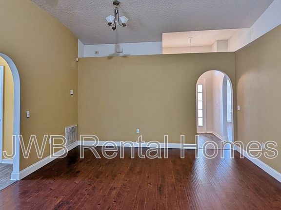 4th image of 11274 Ardencroft Dr S