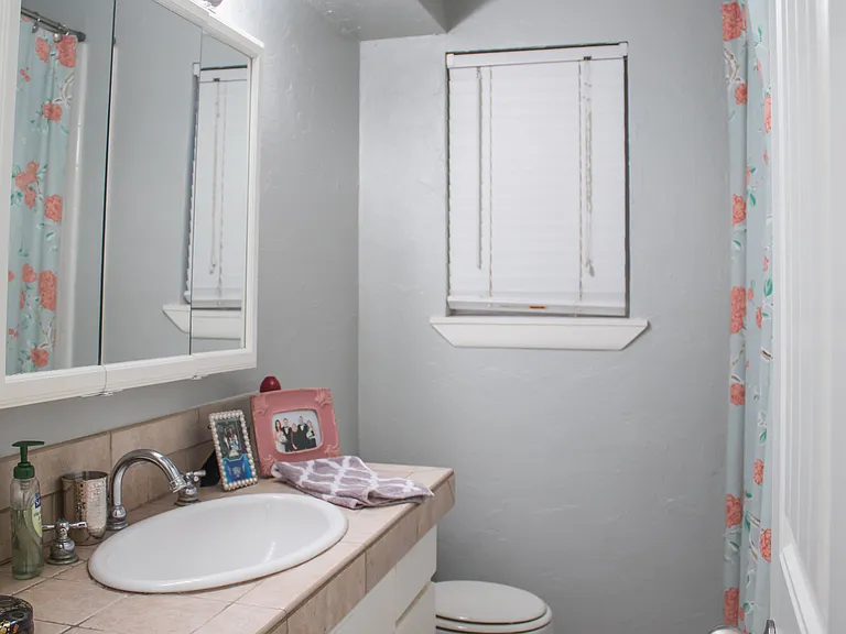 703 Normandie Dr — Photo 11