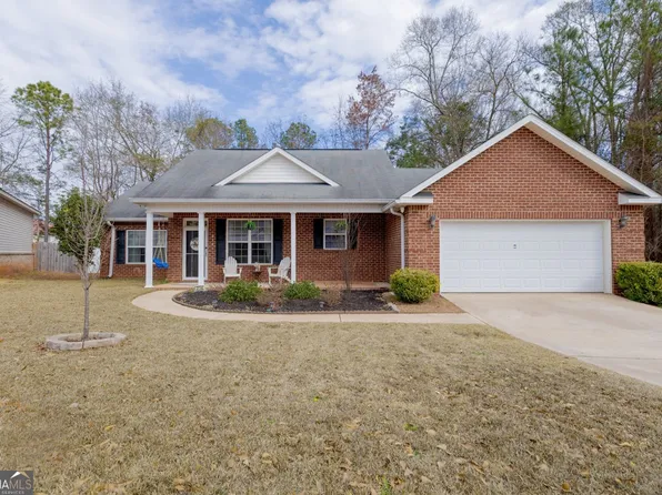 214 McVey Trl, Centerville, GA 31028