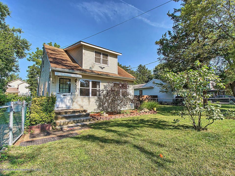 1st image of 303 Longfellow Ave
