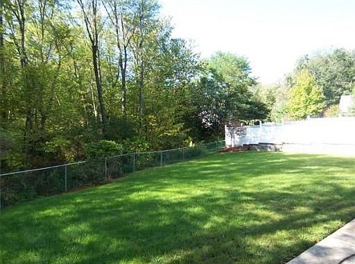 5th image of 1 Woodside Dr