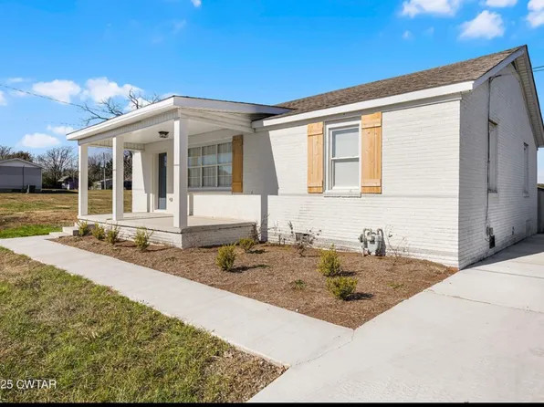 209 E Central St, Trenton, TN 38382