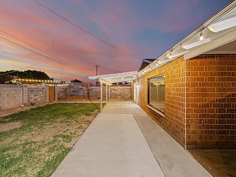 8436 E Cambridge Ave — Photo 35