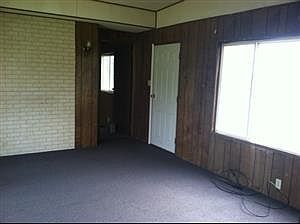5th image of 2437 E Yellowstone Hwy