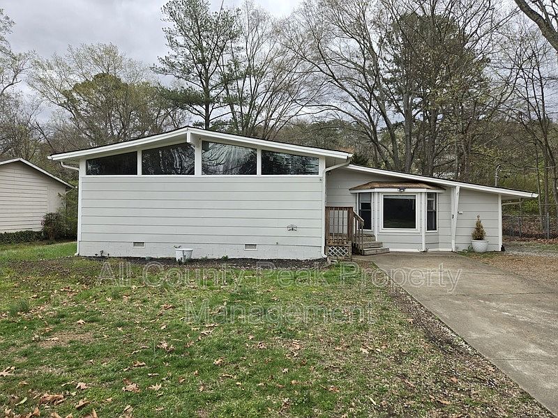 1st image of 532 Frawley Rd