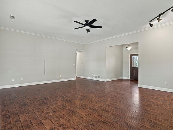 3rd image of 6301 Ruth Ann Ave