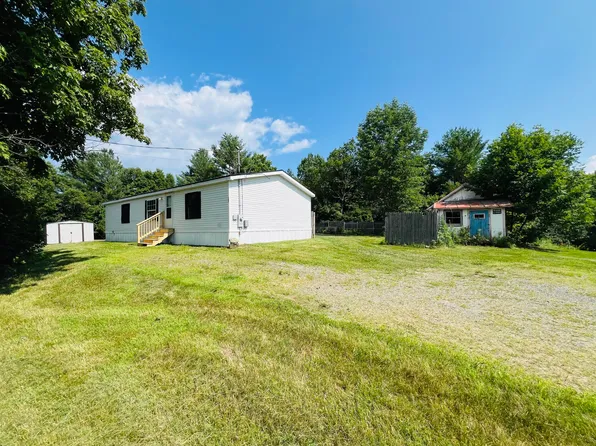 107 River Road, New Portland, ME 04961