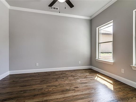 5th image of 2904 Starboard Dr