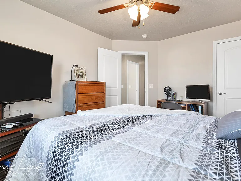 6084 S Rimrunner Dr — Photo 30