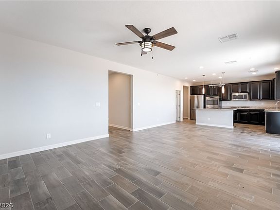 5th image of 8318 Timberline Grove Ave