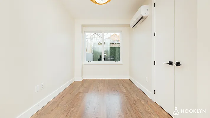 Rented by Nooklyn NYC LLC | media 8
