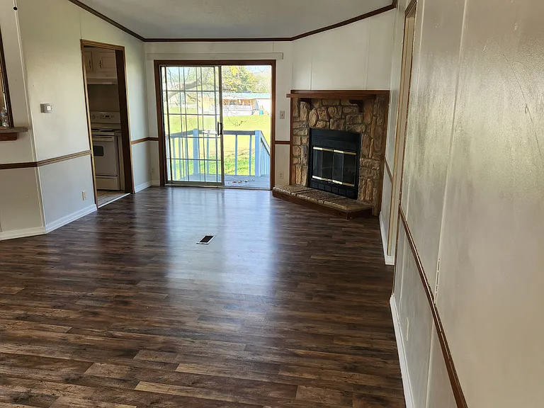 150 Lone Star Ln — Photo 6