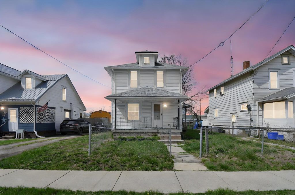 Real estate listing image