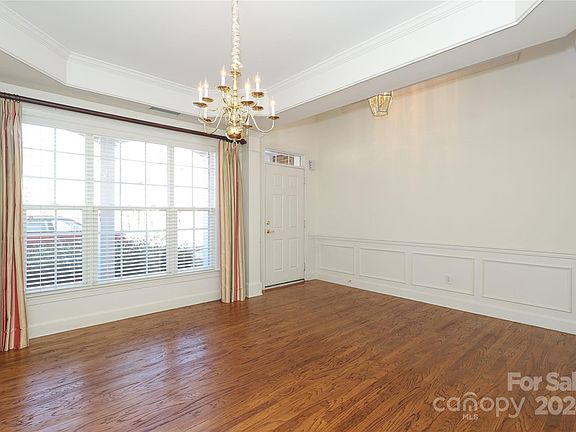 3rd image of 5008 Ashford Crest Ln