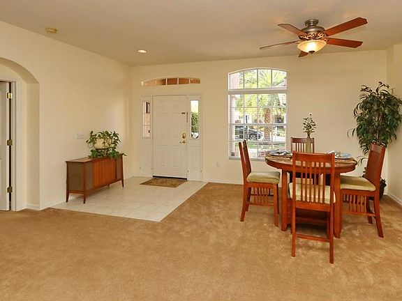5th image of 2734 Valencia Grove Dr