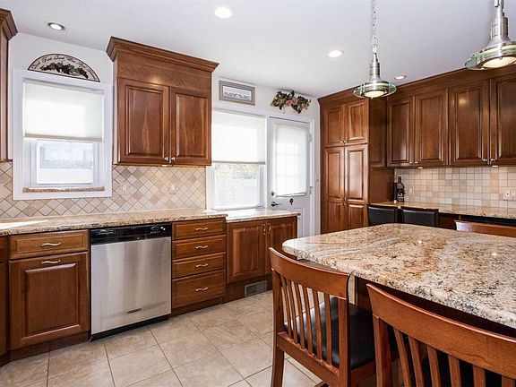 2nd image of 3000 Stevens St Unit 27