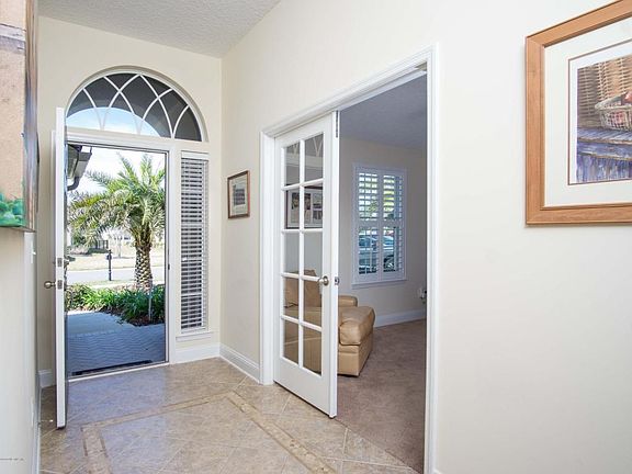 3rd image of 133 Woodfield Ln